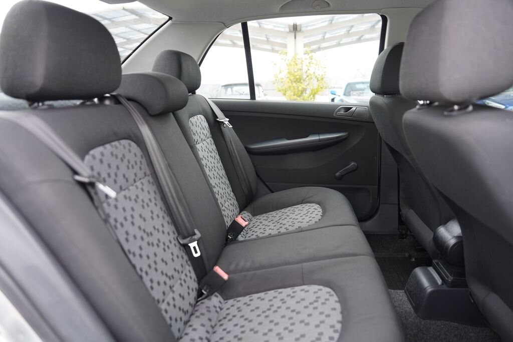 Škoda Fabia Sedan 1,2 l 47 kw