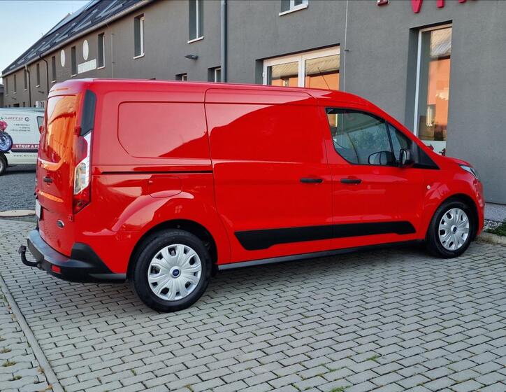 Ford Transit Connect 11