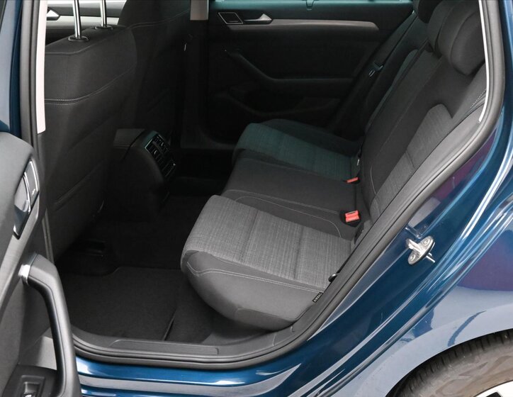 Volkswagen Passat 14