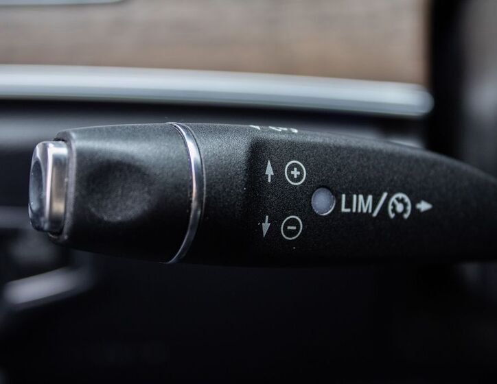 Mercedes-Benz Třídy E 27