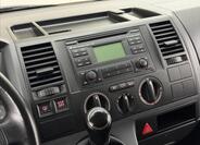 Volkswagen Caravelle 11