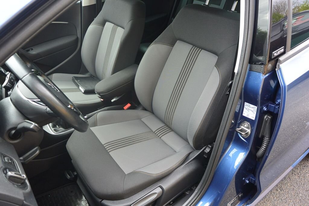 Volkswagen Polo Hatchback 999,0 55 kw