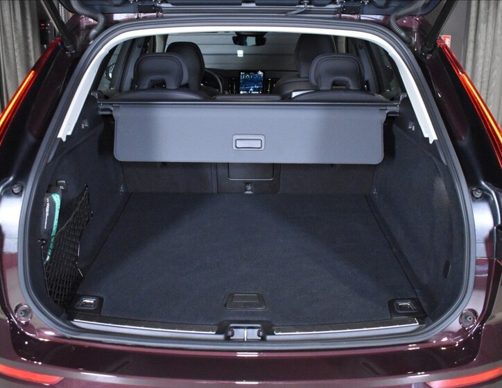 Volvo XC60 SUV / Terénní 2,0 l 184 kw