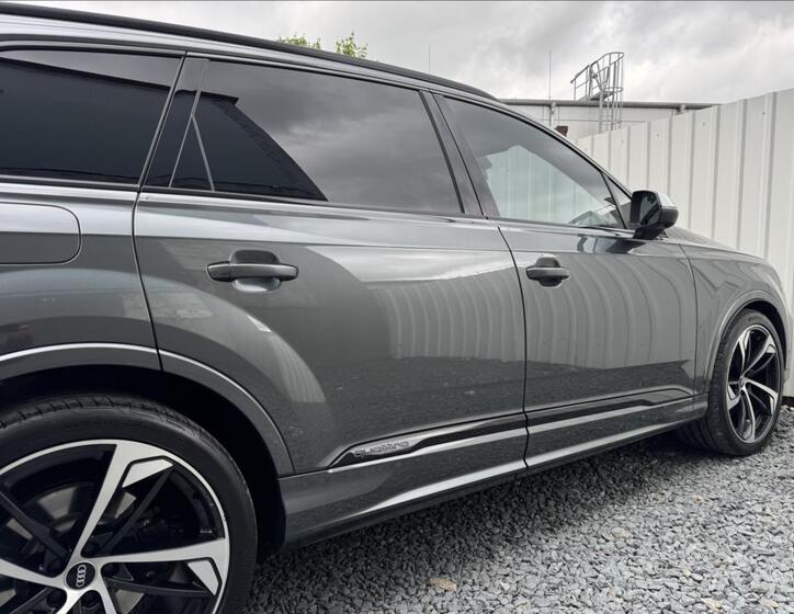 Audi SQ7 17