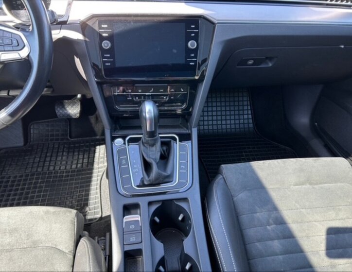 Volkswagen Passat Kombi 2,0 l 140 kw