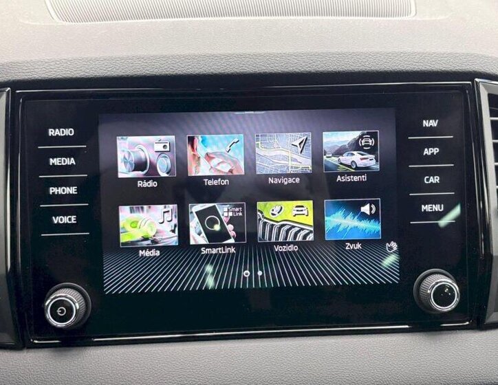 Škoda Karoq SUV 1,5 l 110 kw