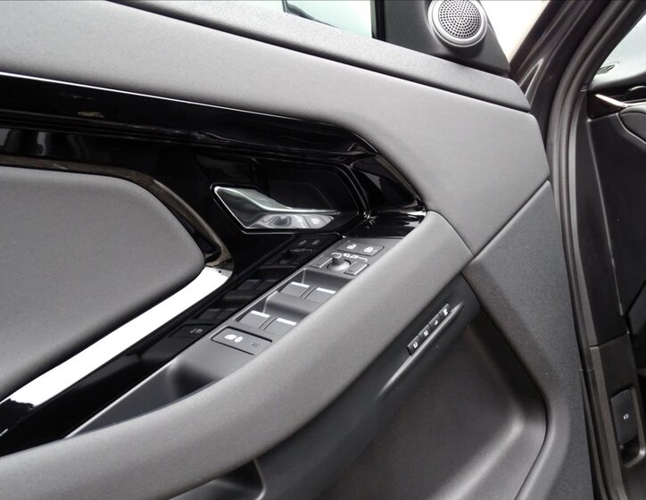 Land Rover Range Rover Evoque 8