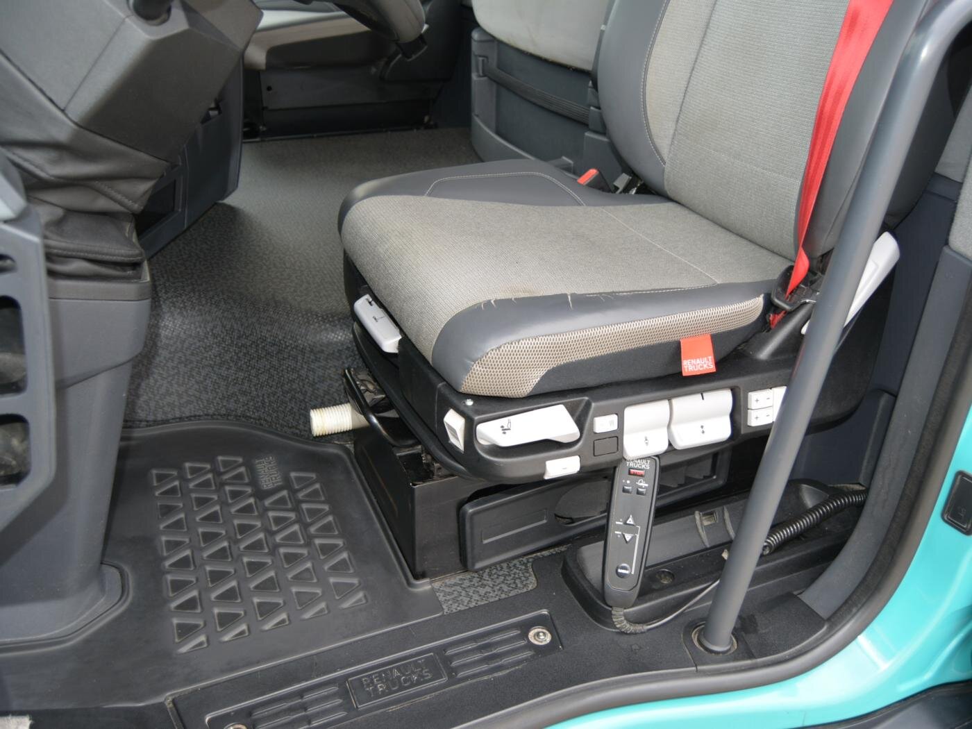 Renault Ostatní Ostatní 10,8 l 345 kw