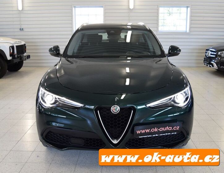Alfa Romeo Stelvio 12