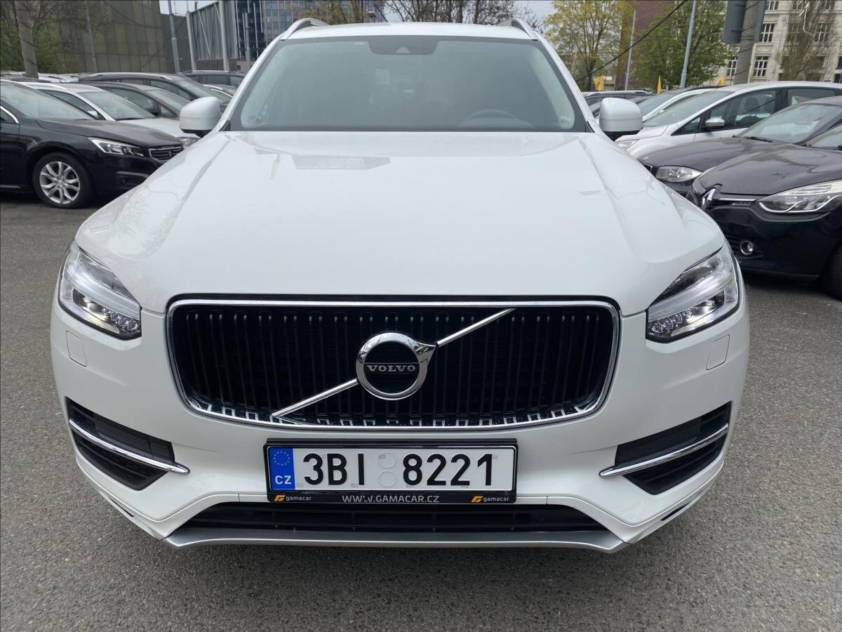 Volvo XC90 SUV / Terénní 2,0 l 173 kw