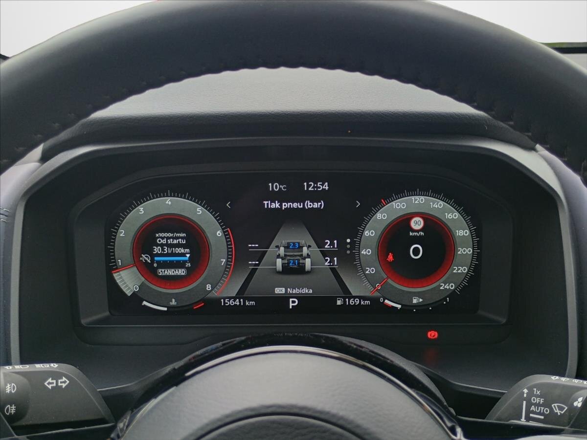 Nissan Qashqai SUV / Terénní 1,3 l 116 kw