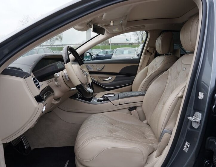 Mercedes-Benz Třídy S Sedan / Limuzína 4,0 l 345 kw