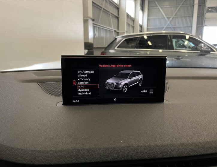 Audi SQ7 SUV 4,0 l 320 kw