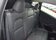 Tesla Model Y SUV / Terénní 0,0 378 kw