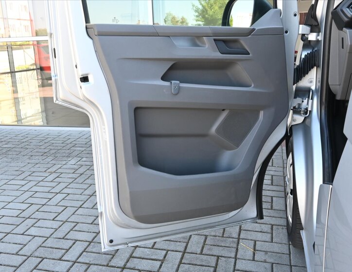 Volkswagen Transporter Skříň 2,0 l 81 kw
