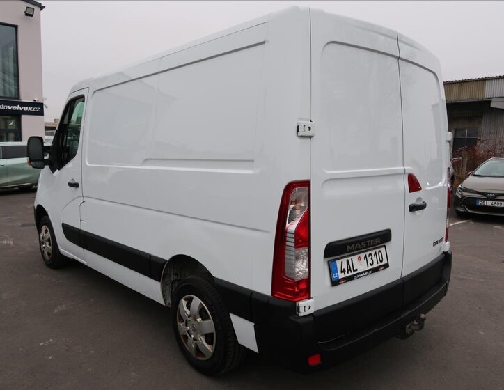 Renault Master 4