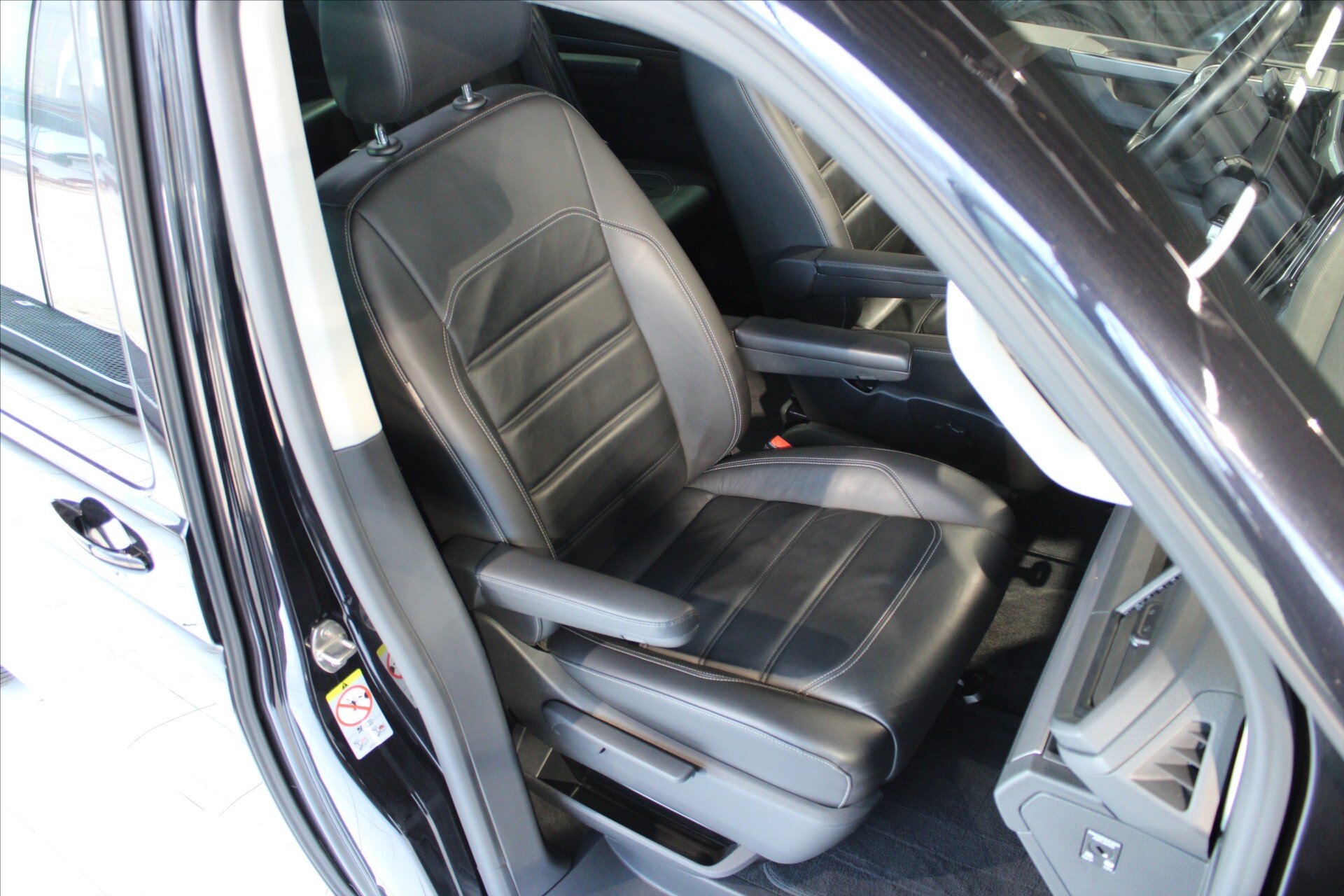 Volkswagen Multivan MPV 2,0 l 146 kw