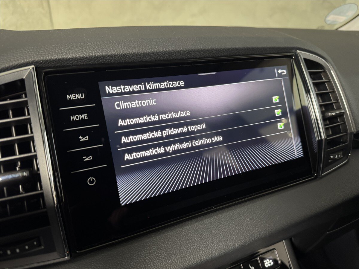 Škoda Karoq SUV / Terénní 2,0 l 110 kw