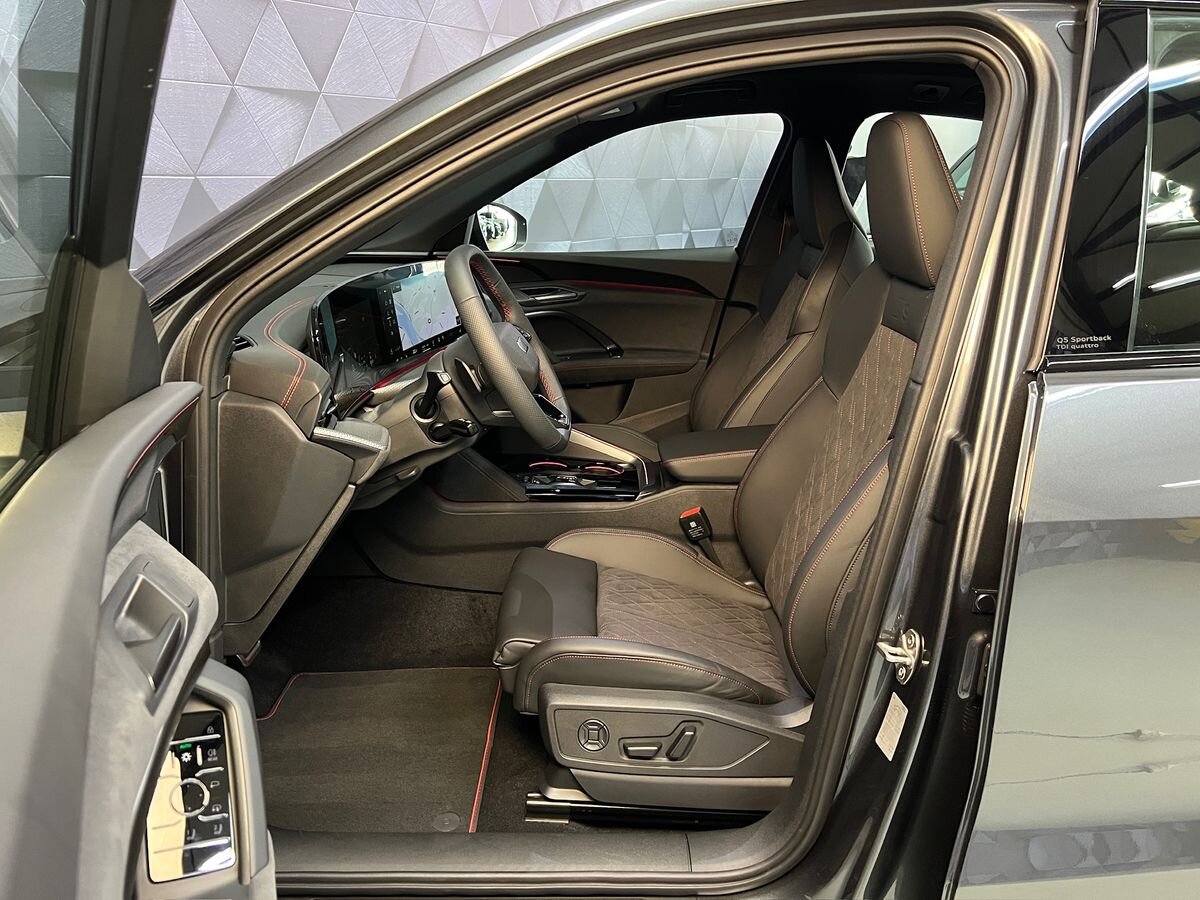 Audi Q5 SUV 2,0 l 150 kw