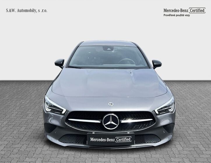 Mercedes-Benz CLA 8