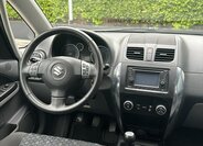 Suzuki SX4 Hatchback 2,0 l 99 kw