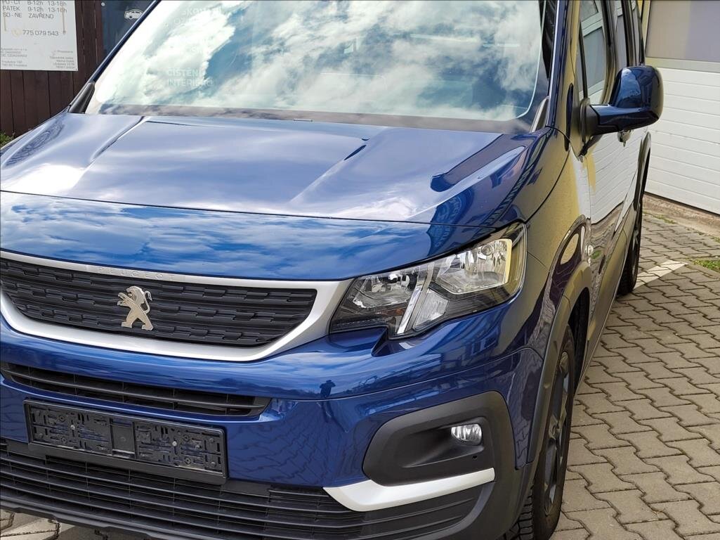 Peugeot Rifter MPV 1,5 l 96 kw