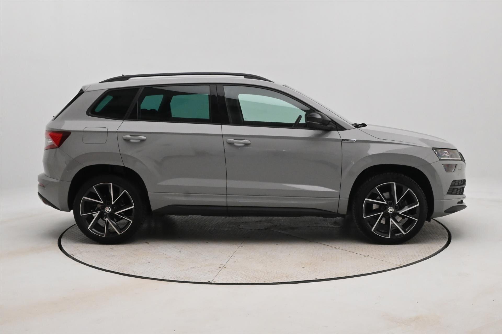 Škoda Karoq SUV / Terénní 1,5 l 110 kw