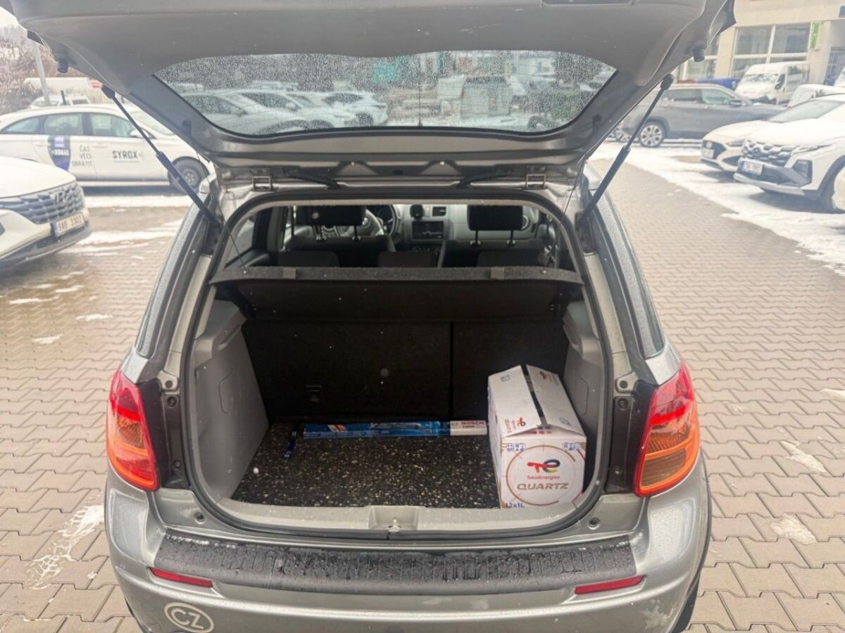 Suzuki SX4 SUV 1,6 l 88 kw