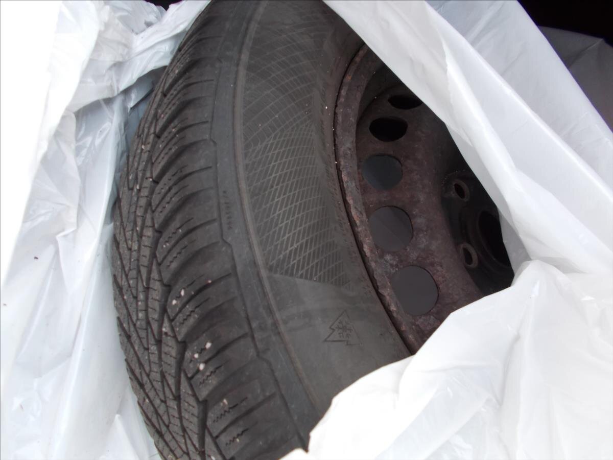 Volkswagen Golf Hatchback 1,6 l 77 kw