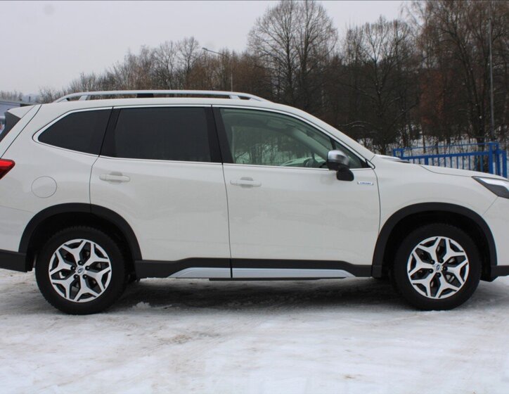 Subaru Forester SUV 2,0 l 110 kw