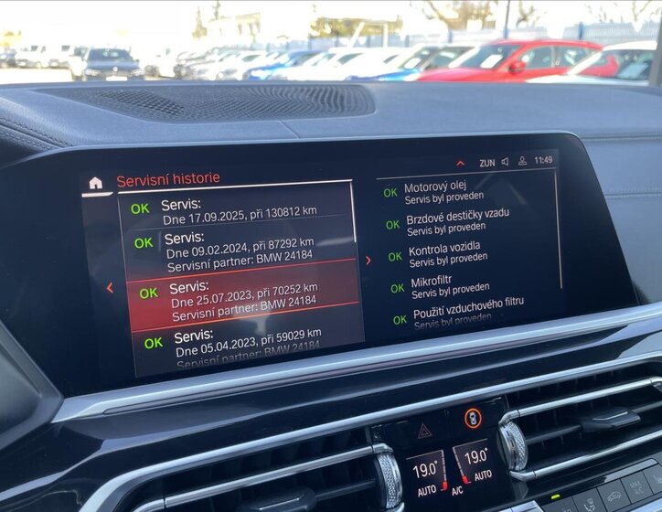 BMW X7 SUV / Terénní 3,0 l 195 kw