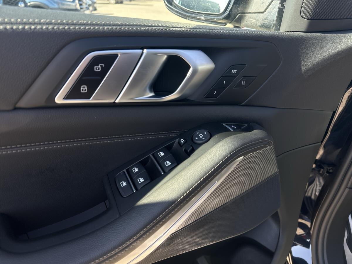 BMW X5 SUV 3,0 l 210 kw