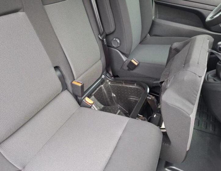 Peugeot Expert Skříň 2,0 l 106 kw