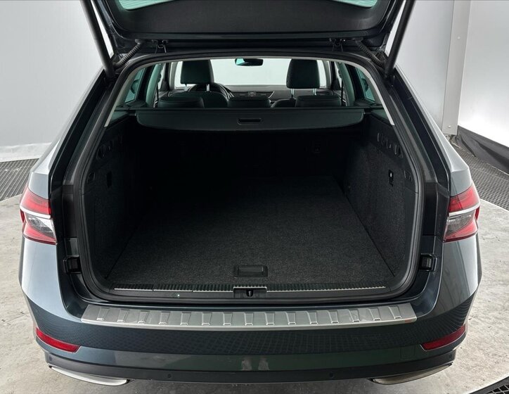 Škoda Superb Kombi 2,0 l 147 kw