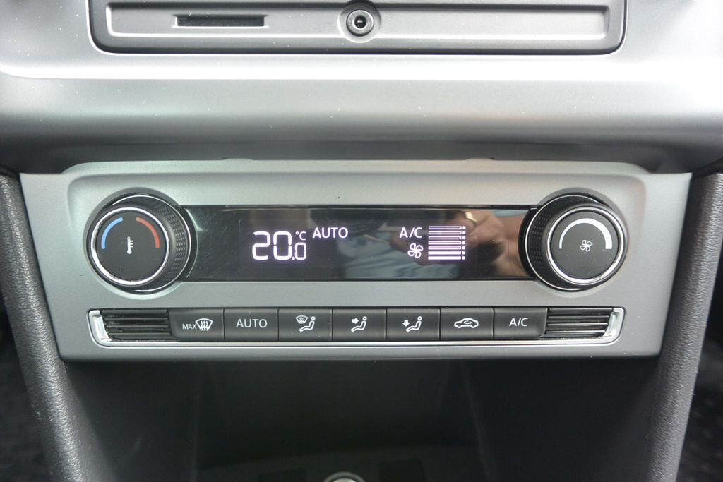 Volkswagen Polo Hatchback 999,0 55 kw