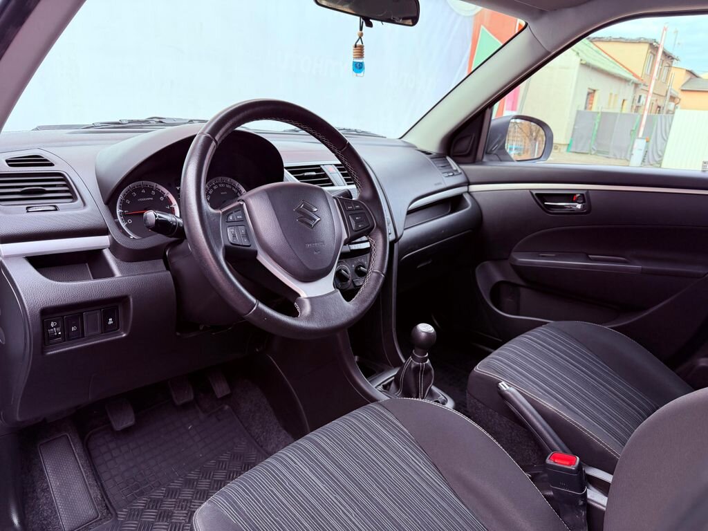 Suzuki Swift Hatchback 1,2 l 69 kw