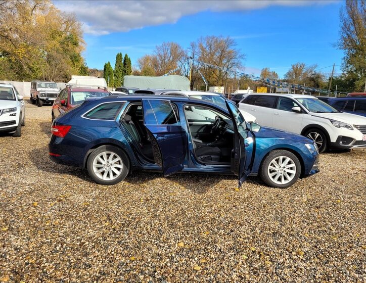 Škoda Superb Kombi 1,4 l 115 kw