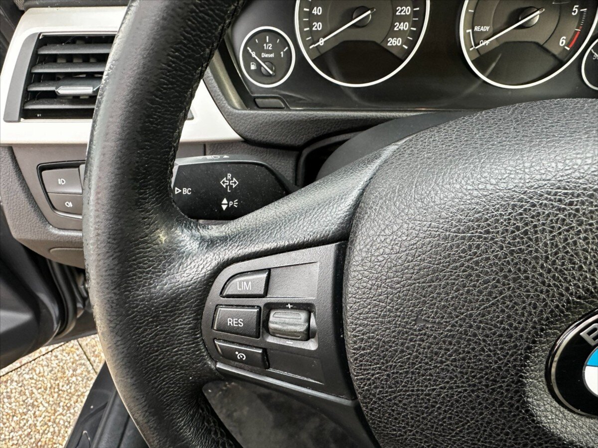 BMW Řada 3 Kombi 2,0 l 120 kw