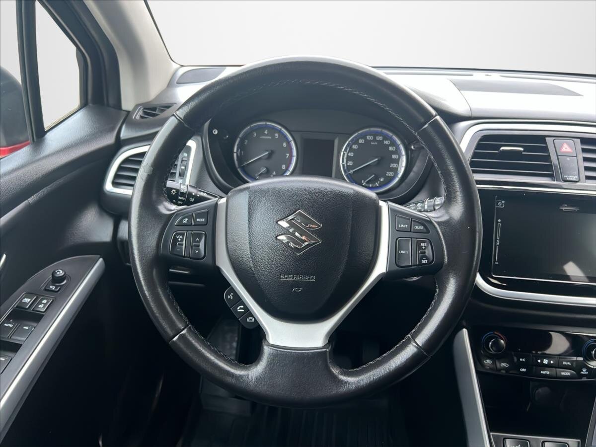 Suzuki SX4 S-Cross SUV 998,0 82 kw