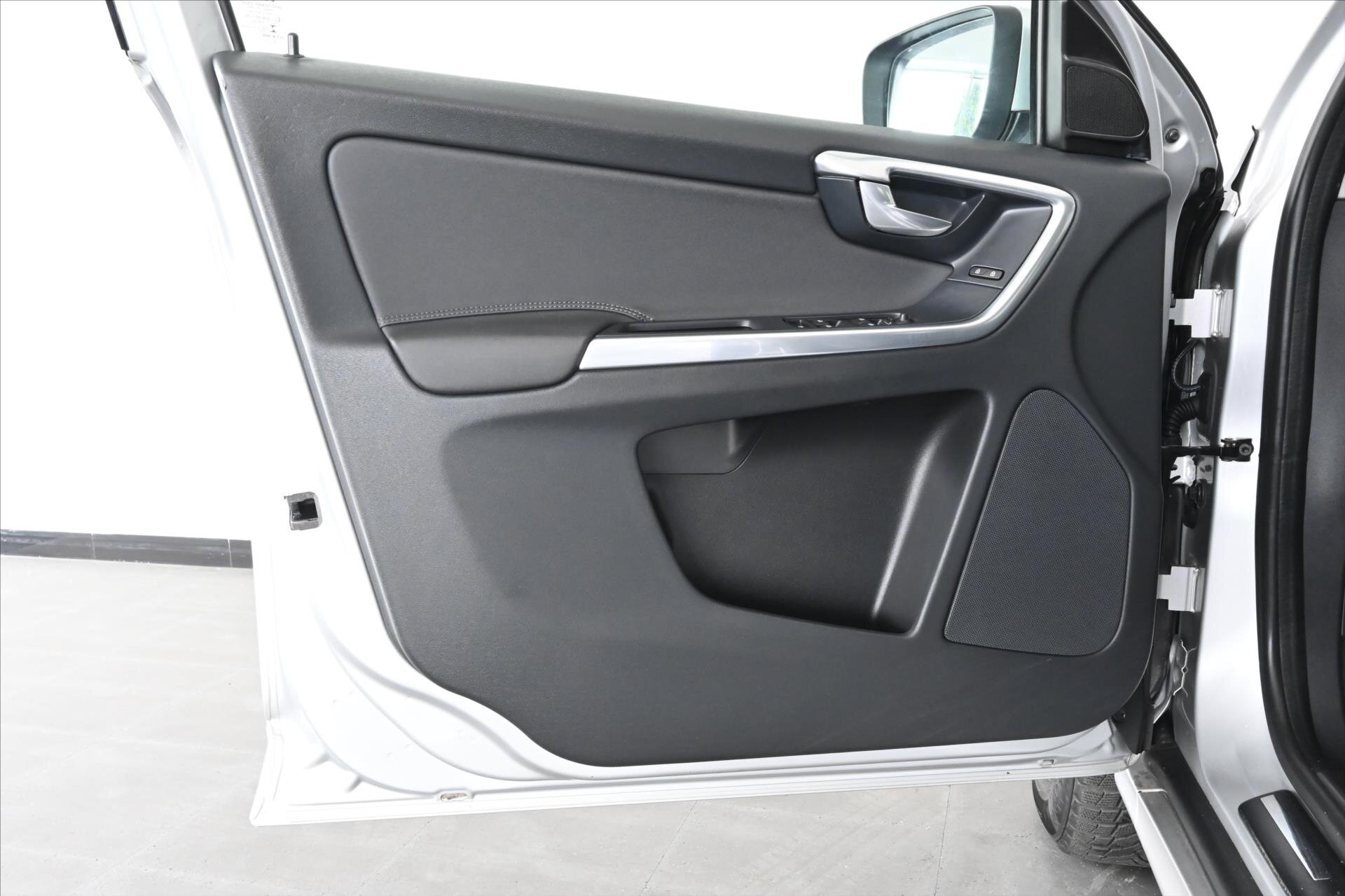 Volvo XC60 SUV / Terénní 2,4 l 133 kw