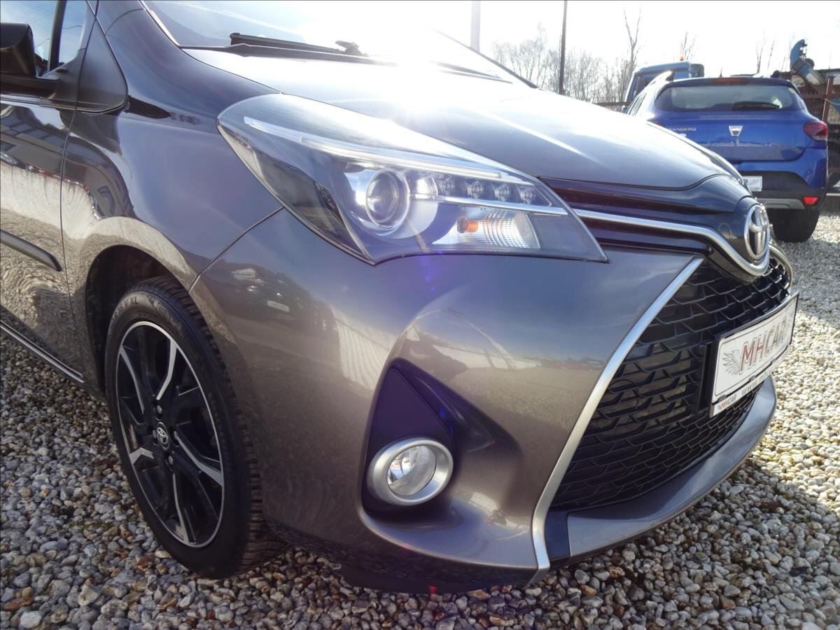 Toyota Yaris Kombi 1,3 l 73 kw
