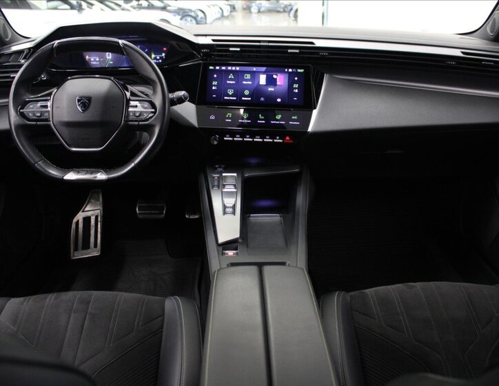 Peugeot 308 Hatchback 1,2 l 96 kw