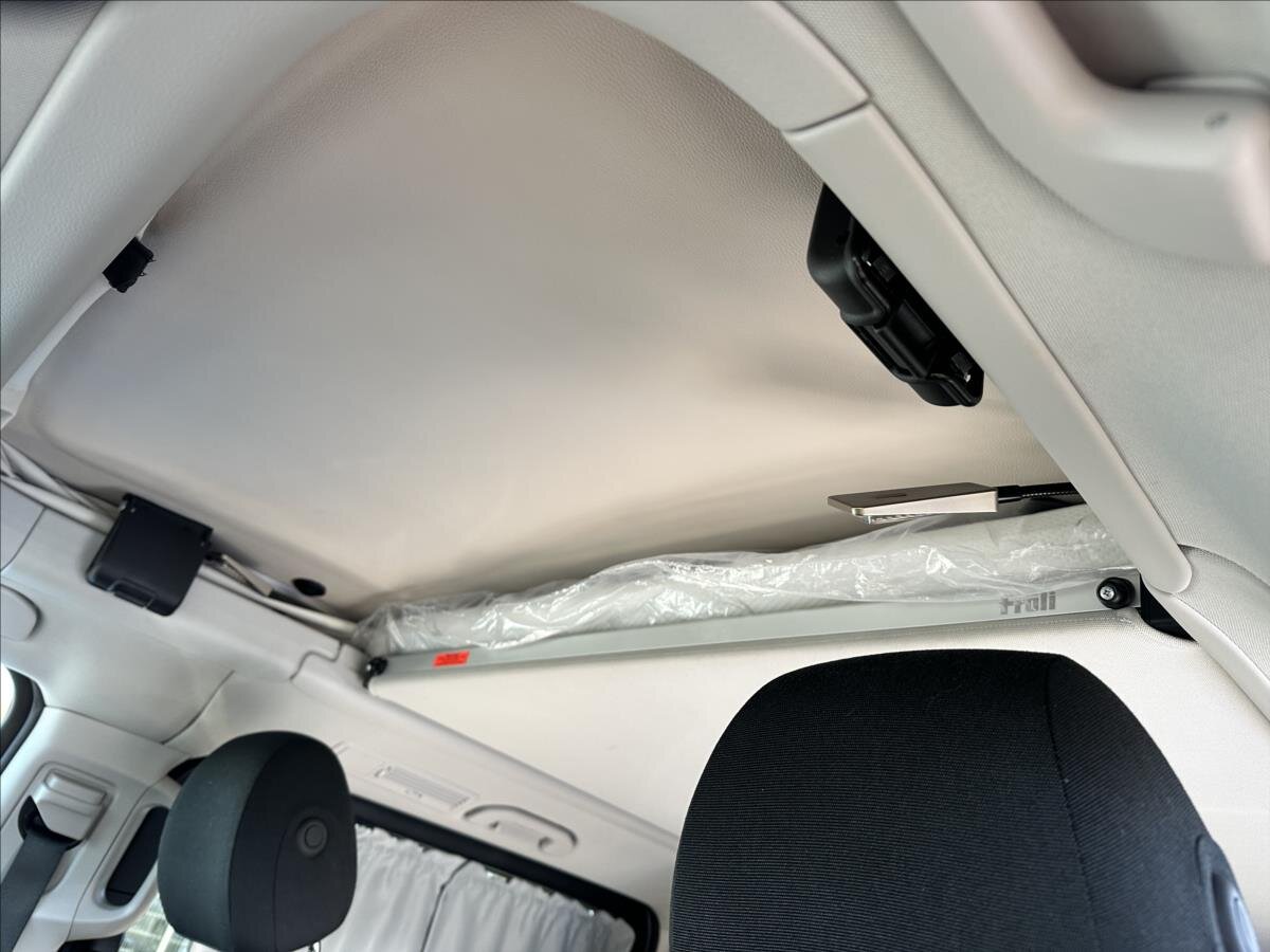 Mercedes-Benz Třídy V Kombi 2,0 l 174 kw