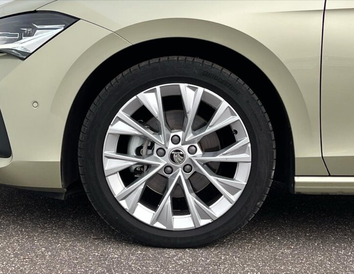 Škoda Superb Kombi 2,0 l 110 kw