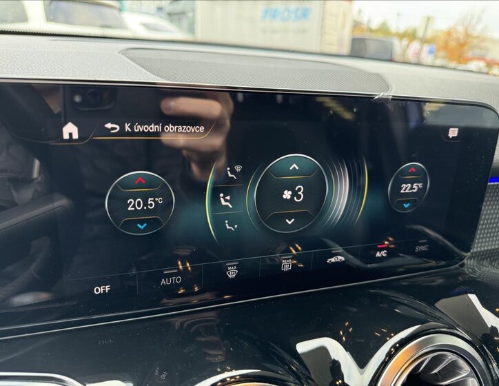 Mercedes-Benz GLB SUV 1,3 l 120 kw