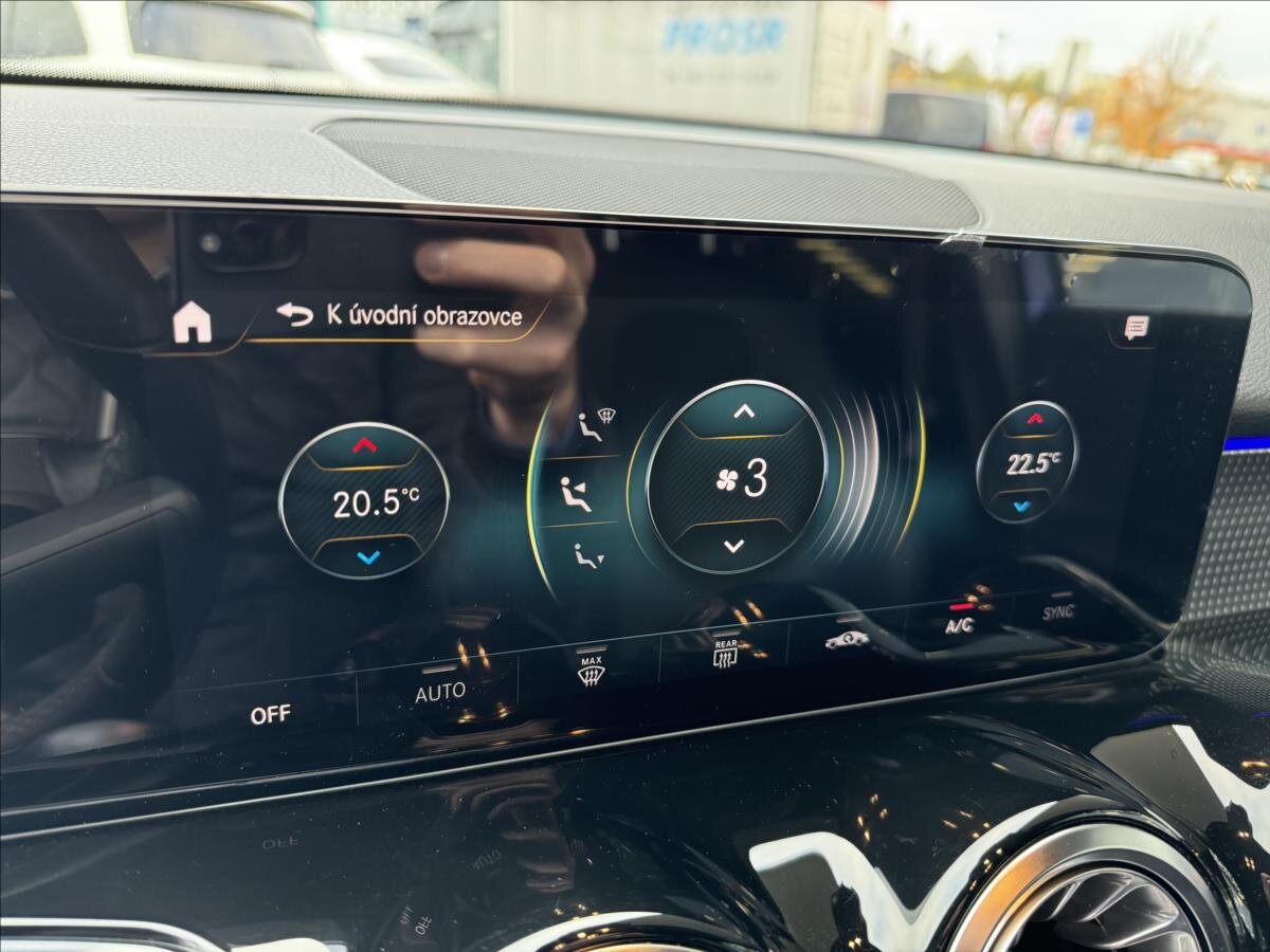 Mercedes-Benz GLB SUV 1,3 l 120 kw