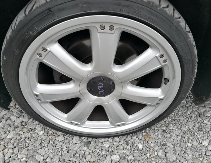 Volkswagen Passat 24