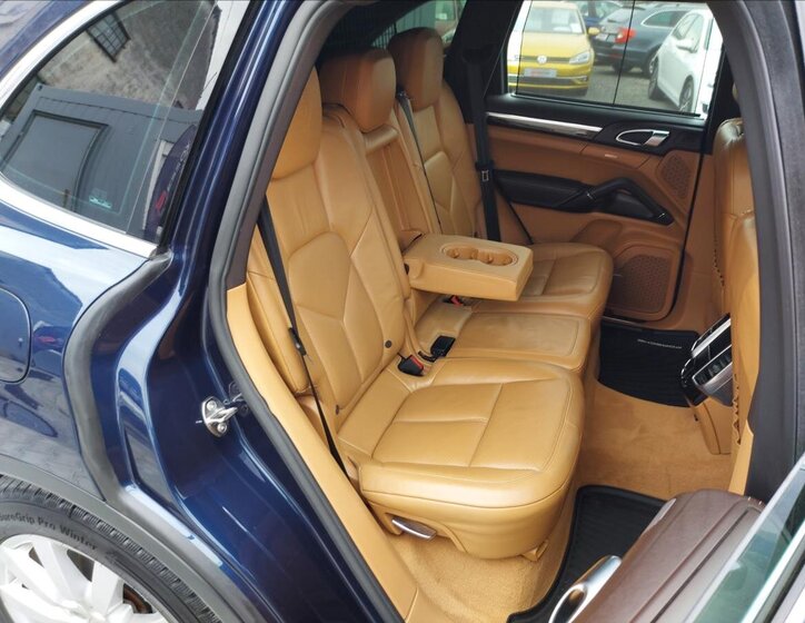 Porsche Cayenne SUV / Terénní 3,0 l 245 kw