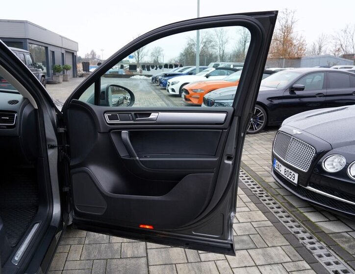 Volkswagen Touareg 18