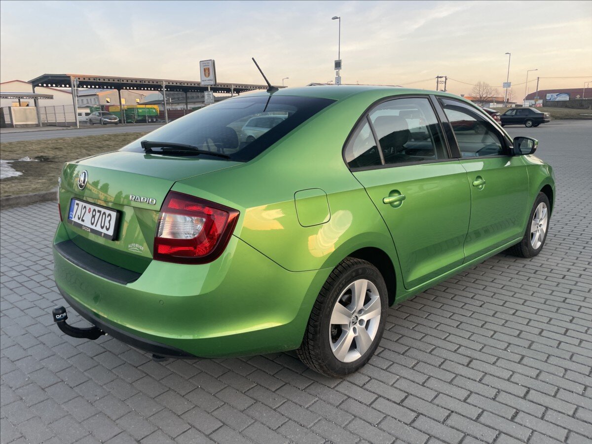 Škoda Rapid Hatchback 999,0 81 kw
